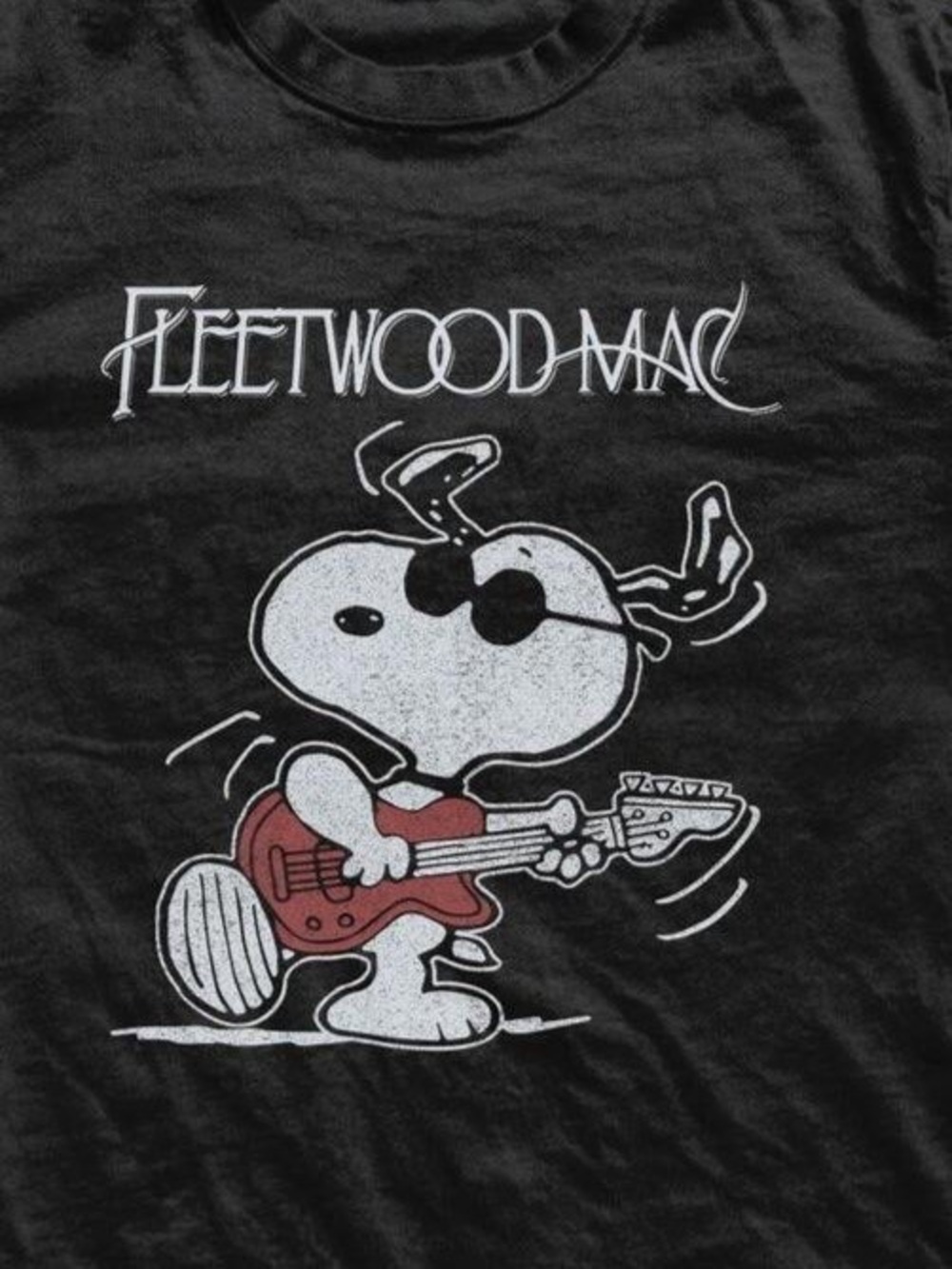 Gildan Black Fleetwood Mac Snoopy Graphic Tee with Red Guitar - Picture 2 of 2